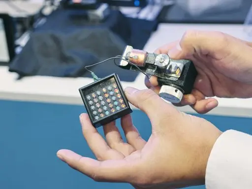 振動発電デバイスのデモ機