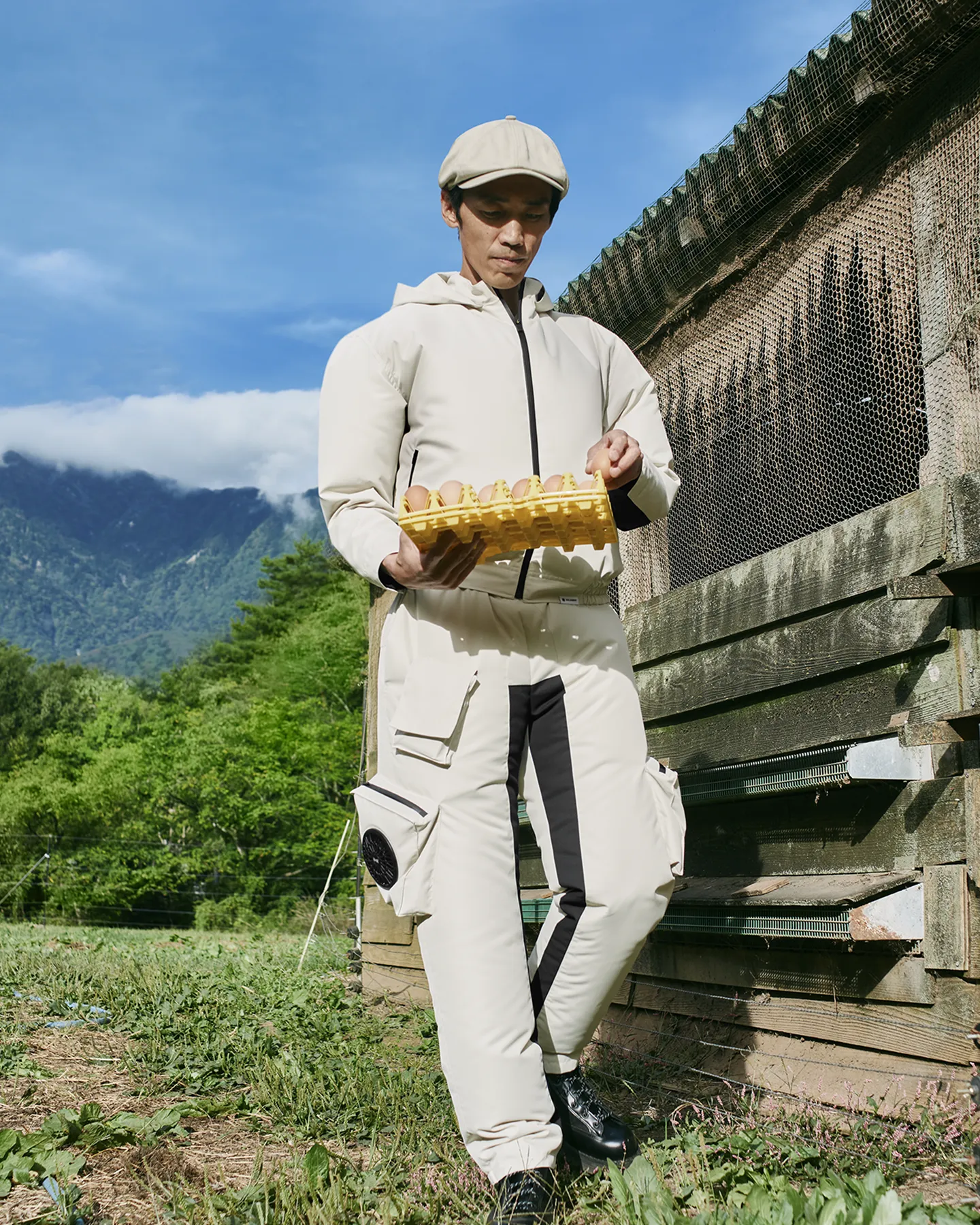 HOPE WEAR for Farm Type Aのキービジュアル。