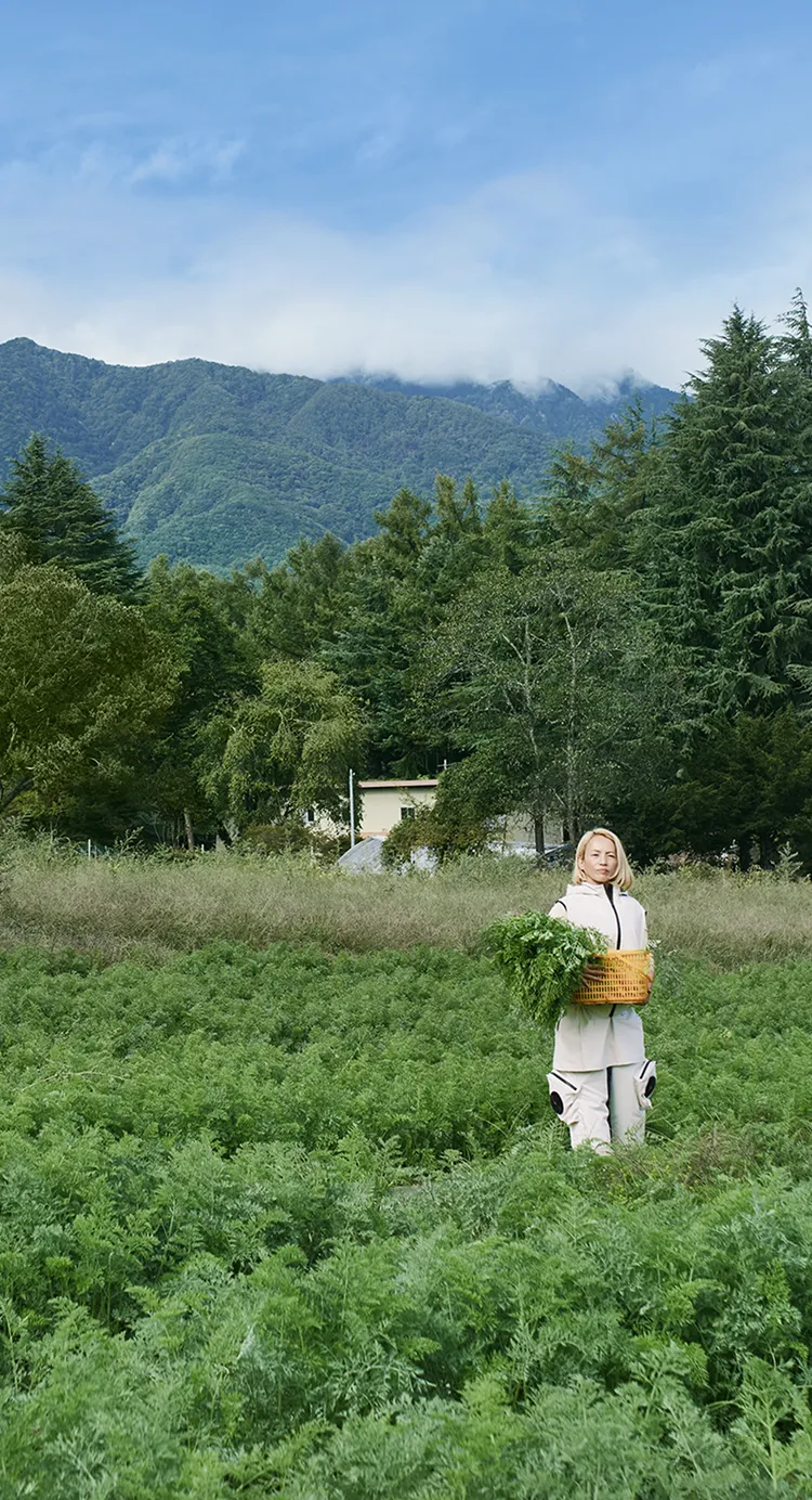 HOPE WEAR for Farm Type Bのキービジュアル。
